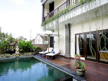 Krishna Ubud Villa Exterior photo